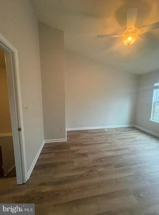 Photo - 225 Foxmanor Ln