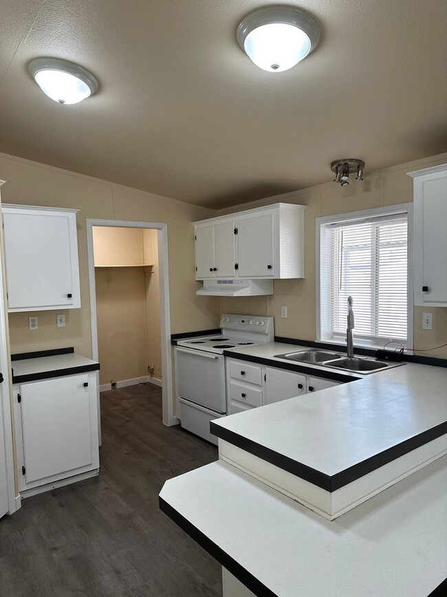 Photo - 3 Bedroom 2 Bath Home Available Now