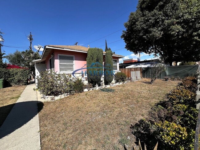 5009-5011 W. 101st Street - 5009-5011 W. 101st Street Unidad 5009