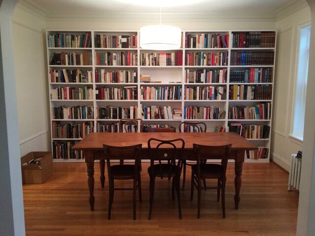 Photo - 1459 W Elmdale Ave Unit 3