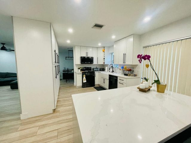 Building Photo - 4231 NW 1st Dr