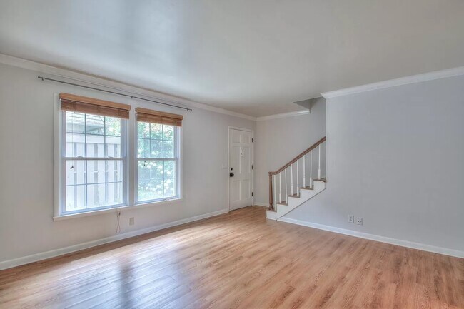 Photo - 3000 Hillsboro Pike
