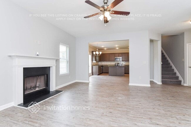 4100 Whitfield Oak Way NE
