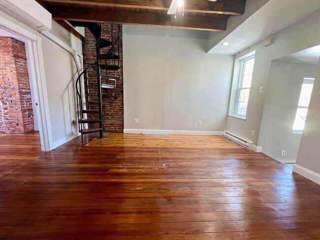 Photo - 713 S 2nd St Unit 3