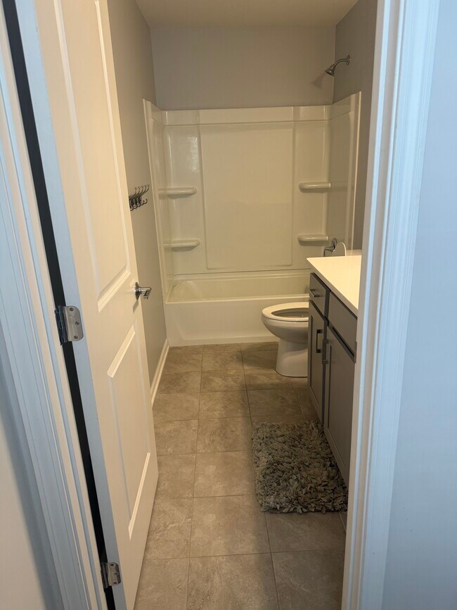 Photo - 8692 Pioneer St