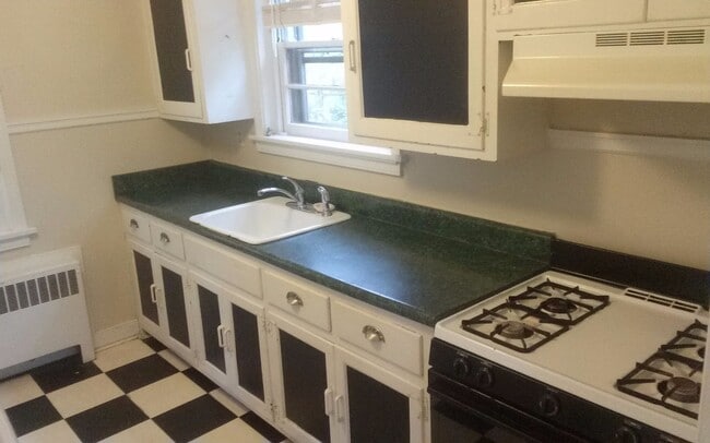 Photo - Classic 3 Bedroom Brick Rancher in Henrico...