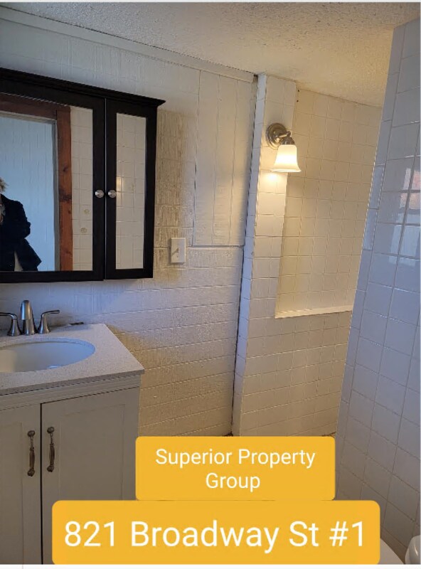 Photo - 821 Broadway Unit 1