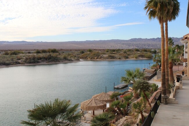 Photo - Riverfront 4 Bedroom Vacation Home Includes utiliities