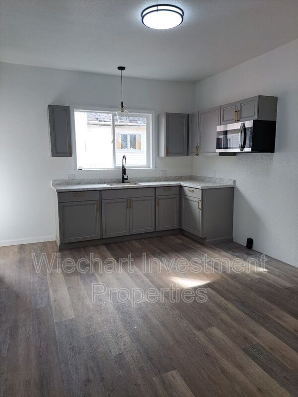 Photo - 358 Cherry St