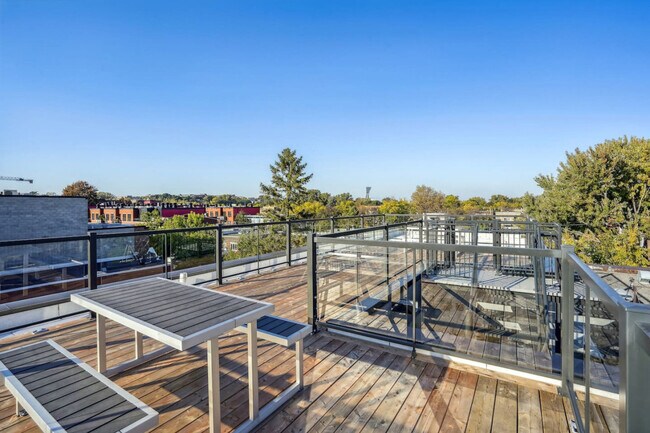 Photo - 2118 Rue Bercy Unit ID1061541P