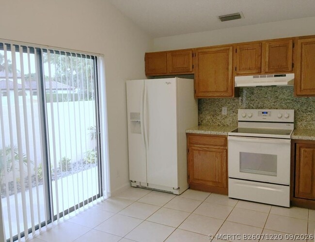 Photo - 3095 Inglewood Terrace