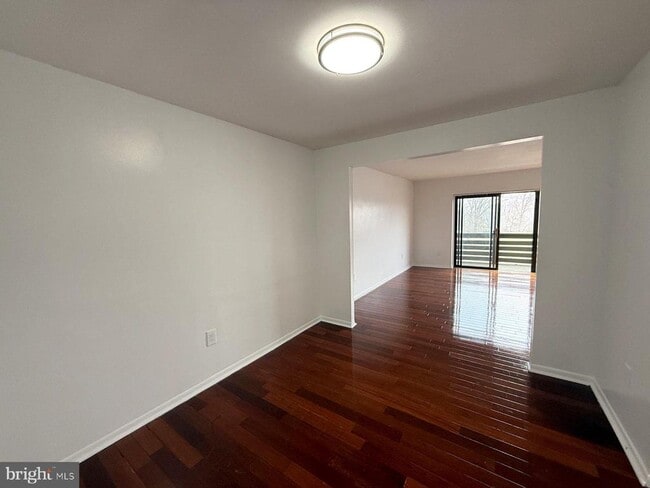 Photo - 606 Cooper Landing Rd Unit B-6L