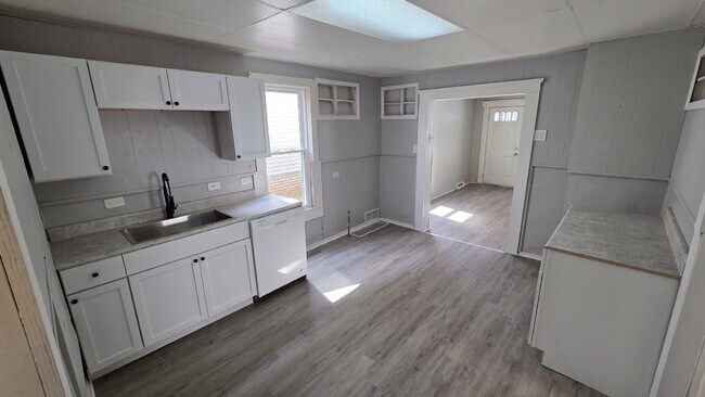 3 Bed Ready Now!!