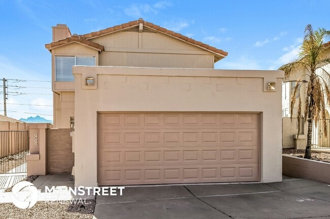 Building Photo - 1611 E Villa Maria Dr