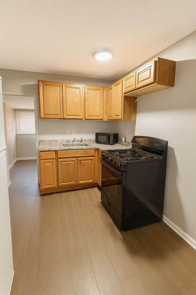 Photo - 252 E Cambria St