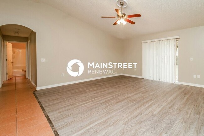 Photo - 3 Bedroom Pet-Friendly Home in Deltona, FL with Main Street Renewal