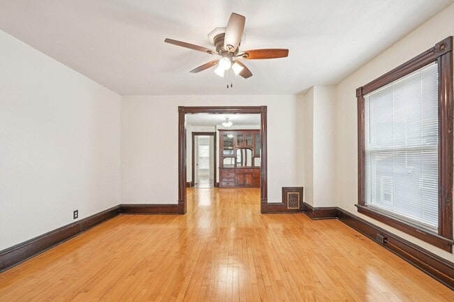 Photo - 1660 N Marshall St