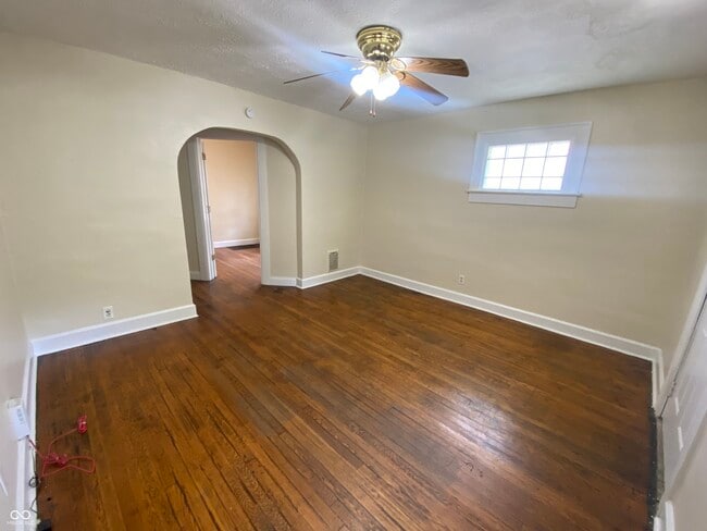 Photo - 621 Tecumseh St