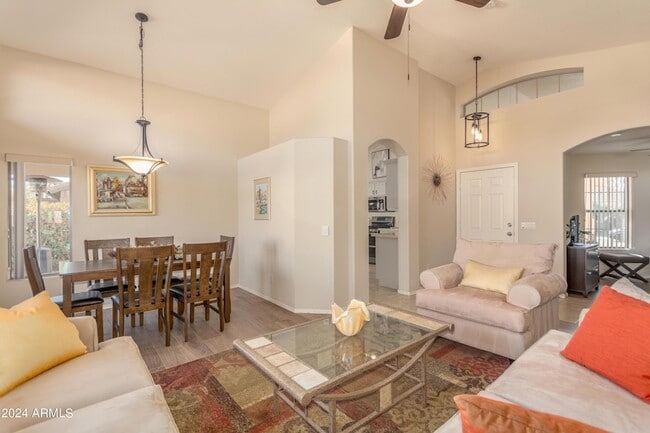 Photo - 16118 W Vale Dr