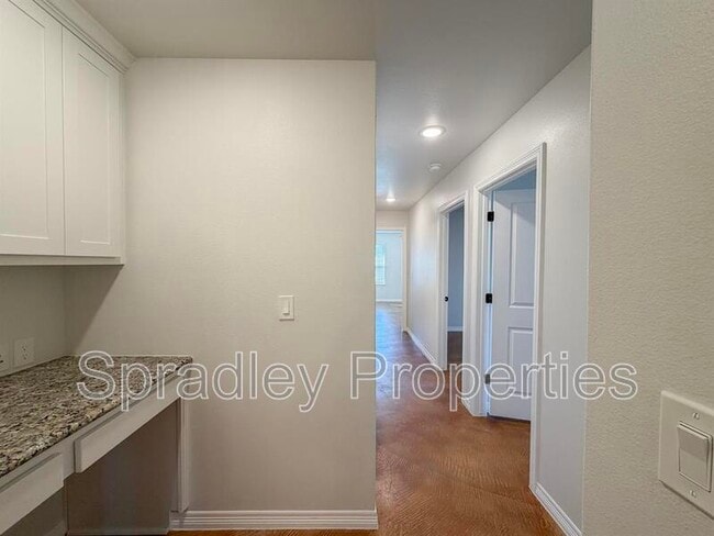 Photo - 1007B Sparrow Cv