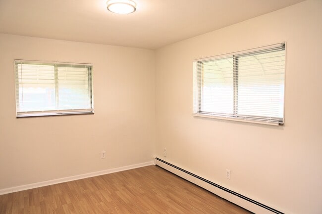 Photo - 4308 W 13 Mile Rd Unit #1
