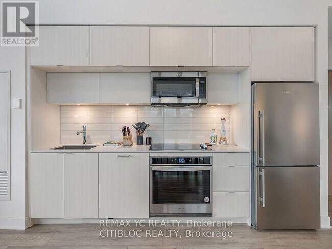 Photo - 585 Bloor St E Unité 317