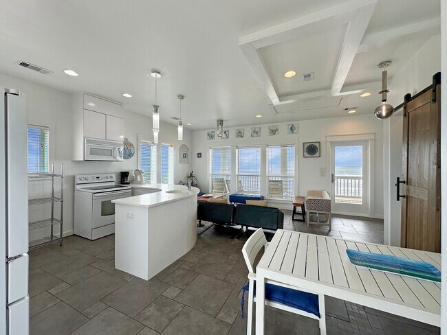 Building Photo - 2496 Gilmore