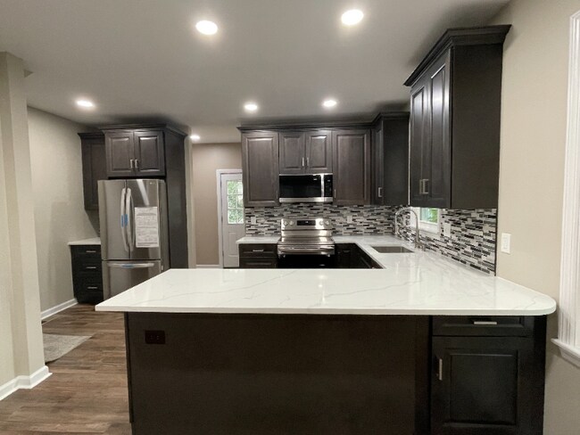 Photo - 808 Belmont Ave