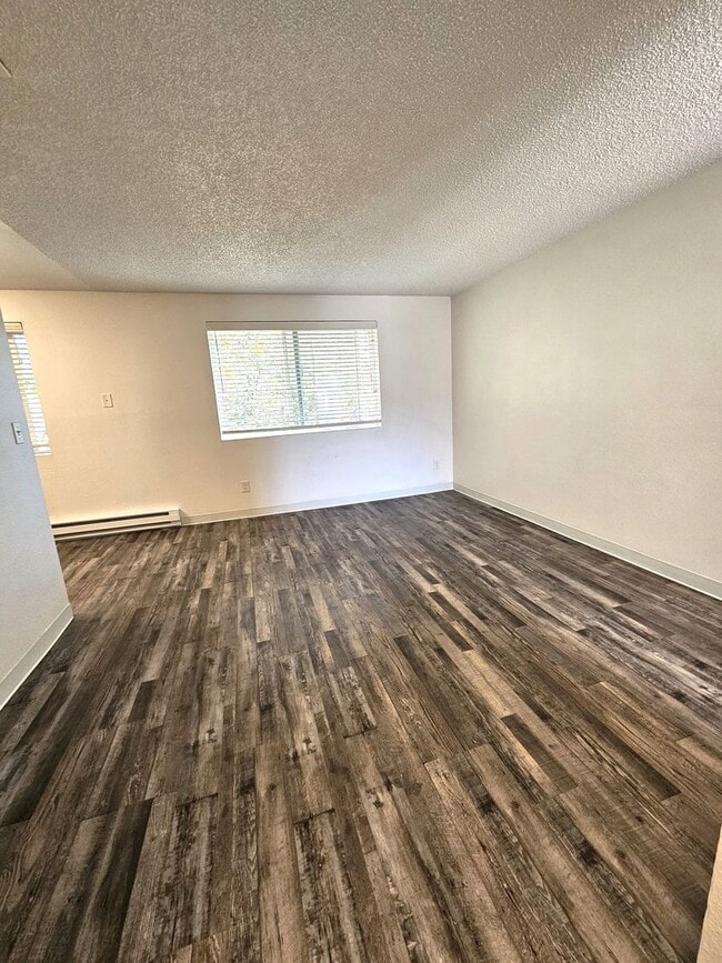 Chandelle Apartments