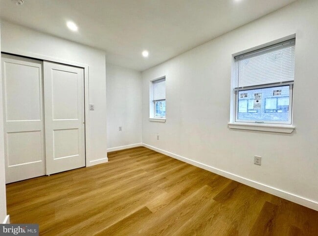 Photo - 3629 Warren St