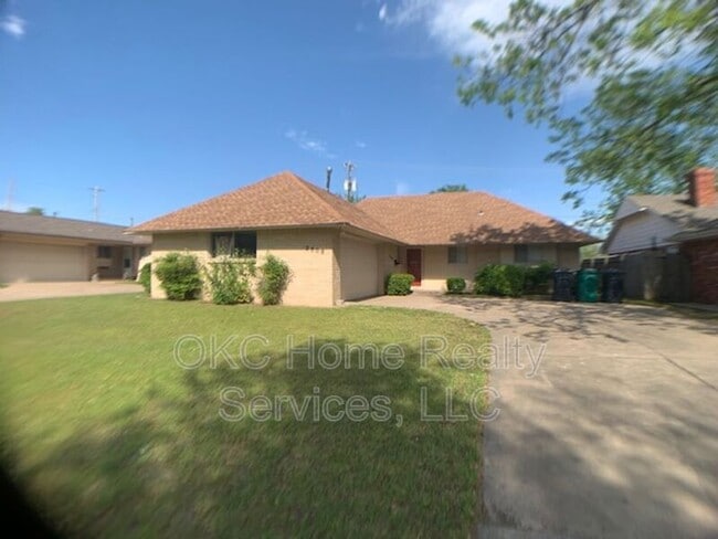 Photo - 2808 N Ditmer Rd