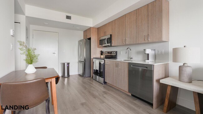 Photo - 1025 E 25th St Unit 618