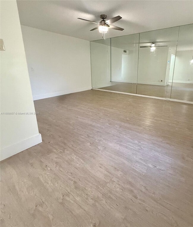 Photo - 150 SW 134th Way Unit 305R