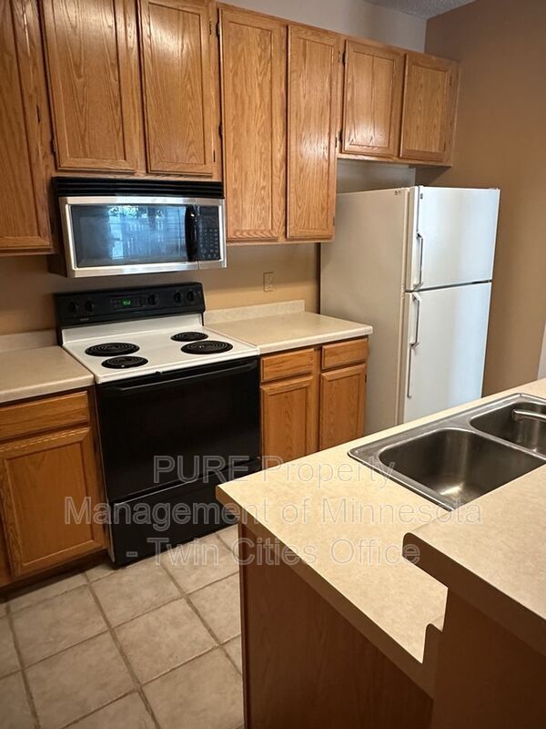 Photo - 15644 Garrett Dr