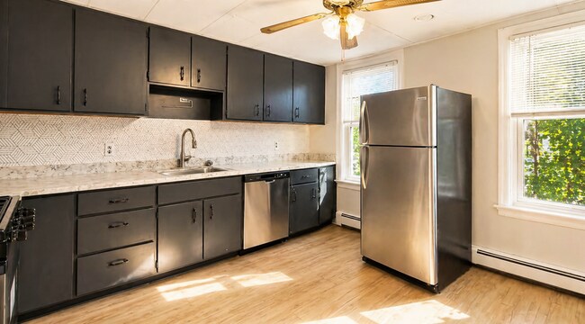 Building Photo - 20 Trenton St Unit 1