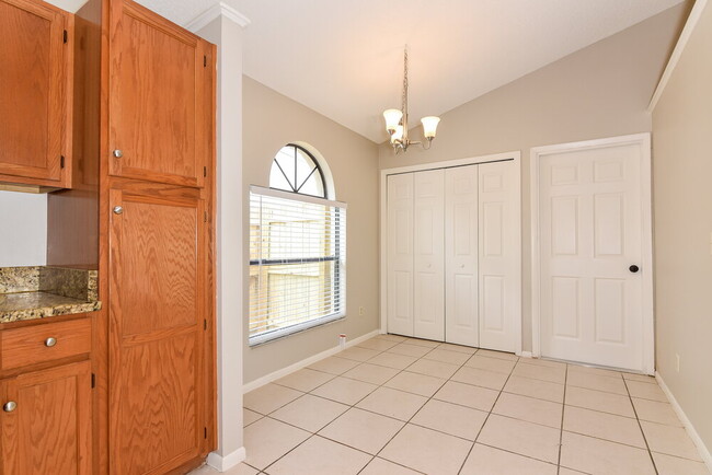 Photo - 600 Birgham Pl