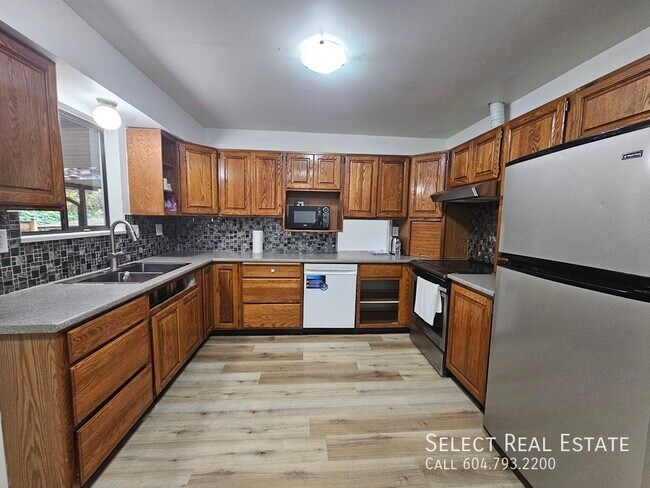 Photo - 13454 Crestview Dr