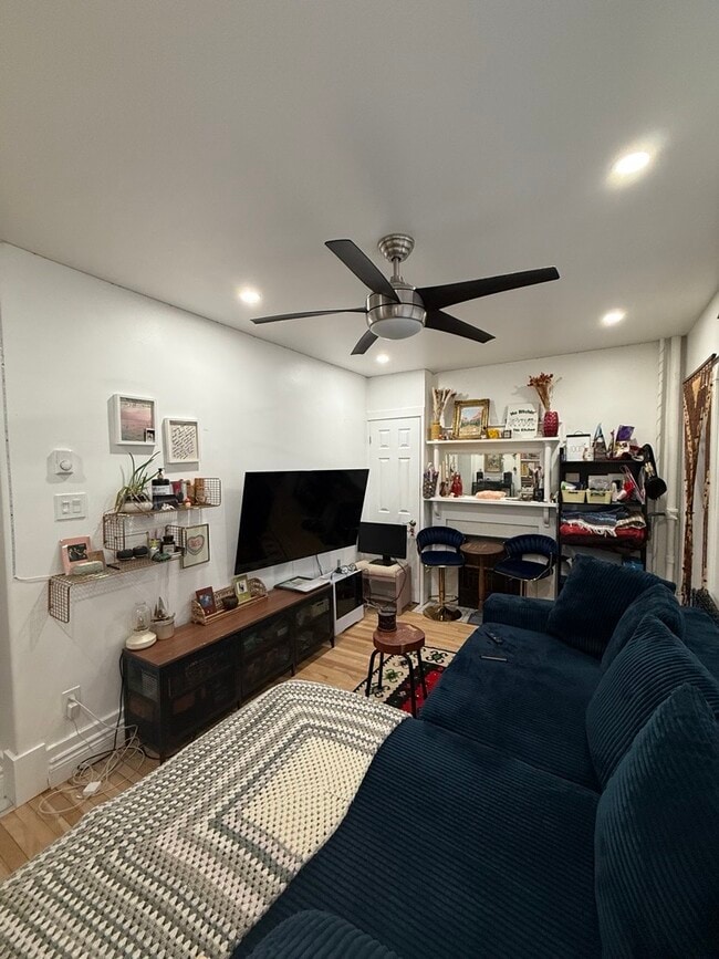 Photo - 318 Cooper St Unit 18