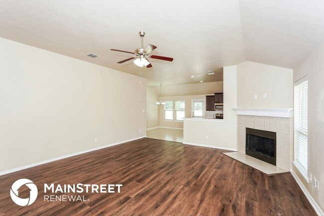 Photo - 105 Richard Ln