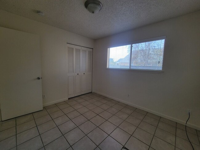 Photo - Cozy Southwest Visalia home off of Demaree...