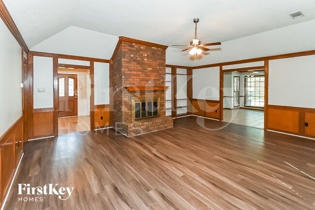 Photo - 3004 Cane Creek Dr