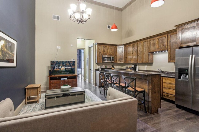 Building Photo - 300 Baronne St Unit ID1267010P Rental