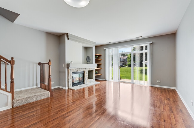 Photo - 913 Genesee Dr