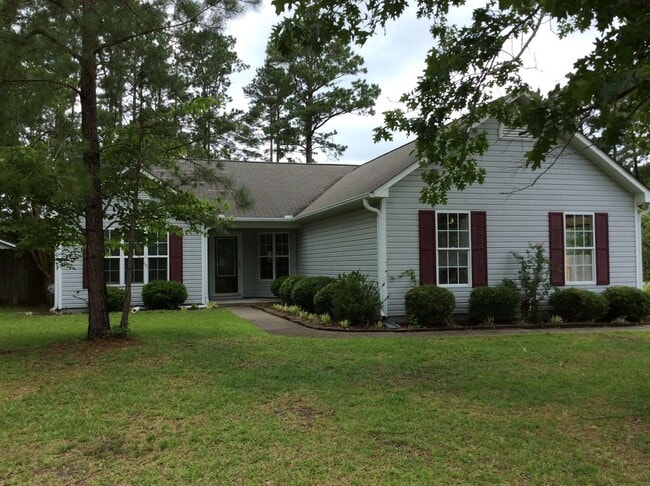 Building Photo - Single Family Home in Cherry Branch