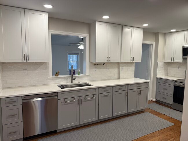 Photo - 2321 Riverview Terrace