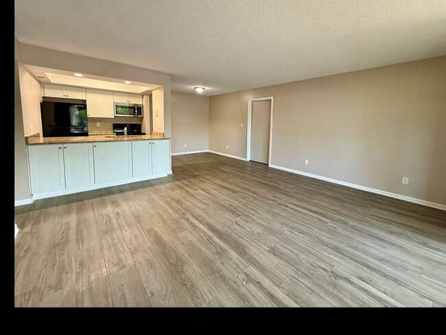 Photo - 838 NW Fork Rd Condo