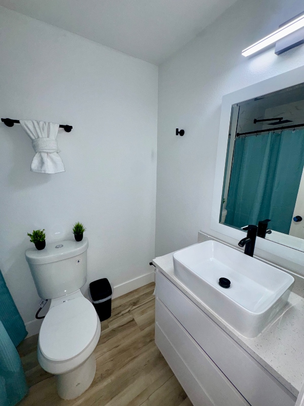 Photo - 1001 S Dollins Ave