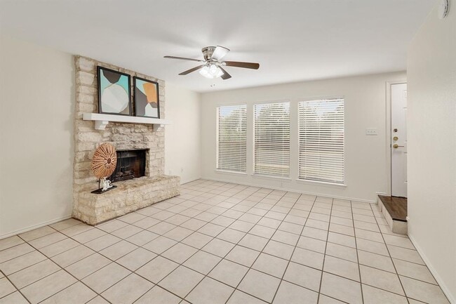 Photo - 6519 Hart Ln