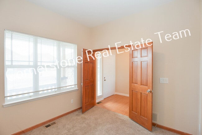 Photo - 5406 Gentle Wind Rd