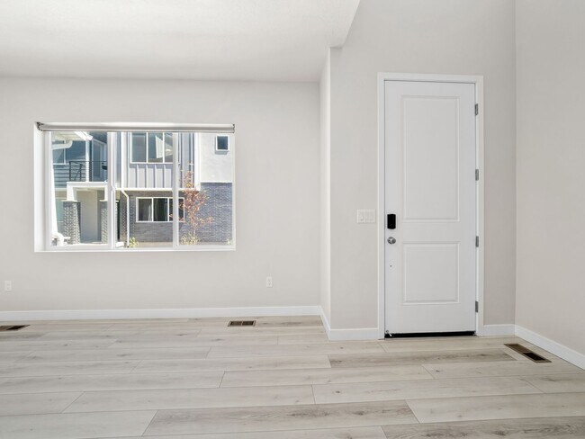 15083 S Reins Wy Unit 706